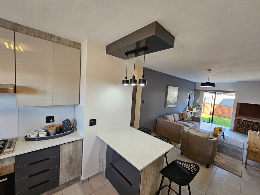 To Let 2 Bedroom Property for Rent in Cashan North West
